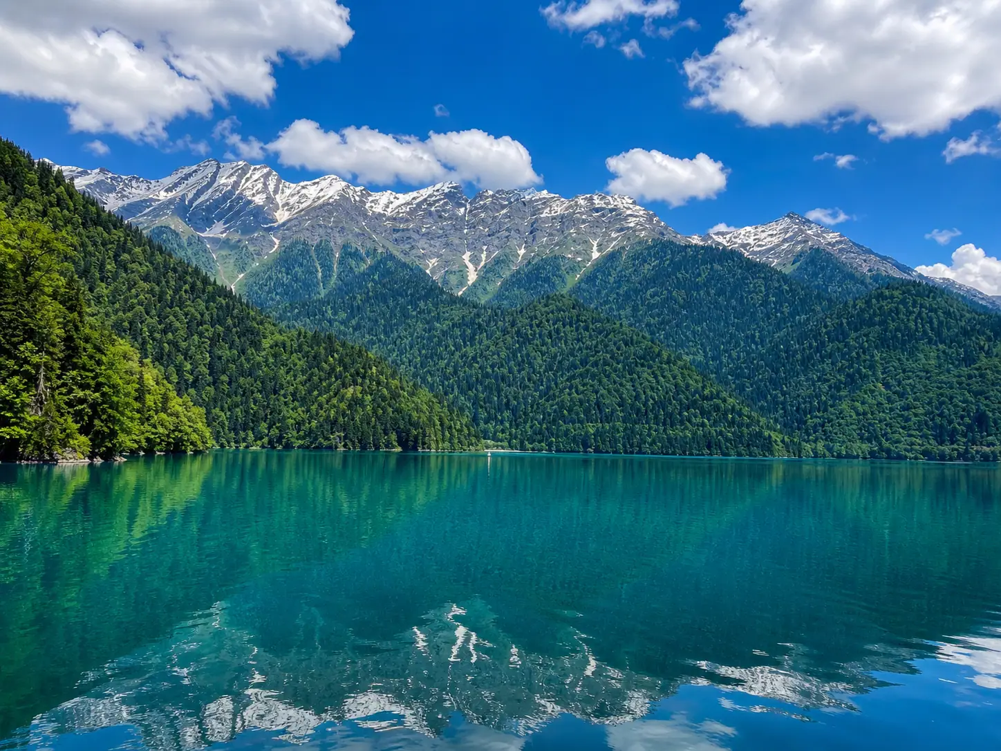 Горное озеро